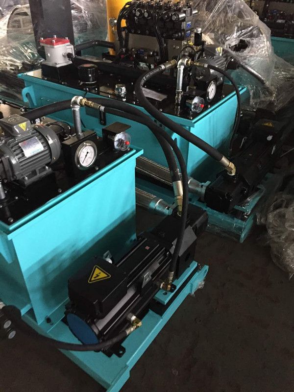 伺服電機液壓系統